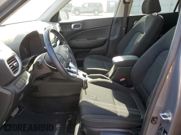 ✅ 2022 Hyundai Venue Limited • VIN: KMHRC8A33NU208388 • Lot: 57341775. Listed on Copart with 20,015 mi. Free auction sales archive from the USA and detailed vehicle history report at DreamBid. Image 7.