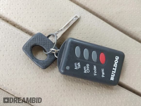 ✅ 1991 Mercedes-Benz 190 • VIN: WDBDA28D8MF756484 • Lot: 42604577. Wystawiony na IAAI z przebiegiem 115 827 mil. Bezpłatny archiwum sprzedaży aukcyjnych z USA i szczegółowy raport historii pojazdu na DreamBid. Zdjęcie 11.