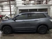 ✅ 2021 Honda Passport EX-L • VIN: 5FNYF8H50MB032907 • Lot: 43402303. Wystawiony na IAAI z przebiegiem 62 097 mil. Bezpłatny archiwum sprzedaży aukcyjnych z USA i szczegółowy raport historii pojazdu na DreamBid. Zdjęcie 14.