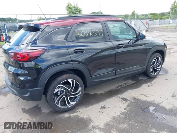 2025 Chevrolet TrailBlazer RS с VIN KL79MUSL2SB181228, выставлен на аукционе IAAI как лот 42318537 с пробегом 227 миль миль и . История ставок и продаж доступна на DreamBid. Изображение 4.