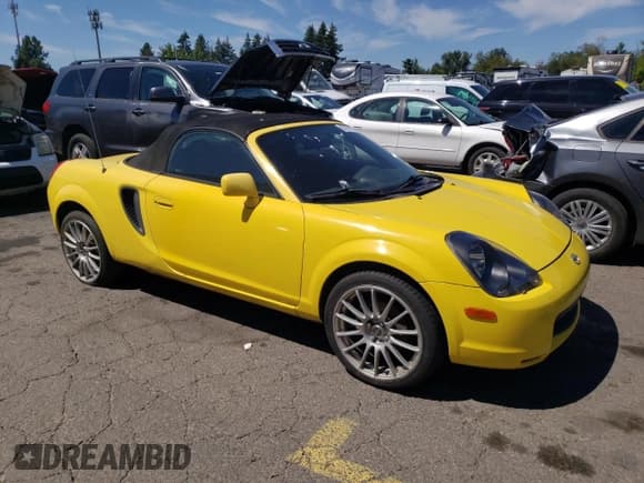 ✅ 2000 Toyota MR2 • VIN: JTDFR3200Y0014930 • Лот: 67971775. Опубликован ранее на Copart с пробегом 94 012 миль. Бесплатный доступ к архиву аукционных продаж из США и подробный отчёт об истории автомобиля на DreamBid. Изображение 4.