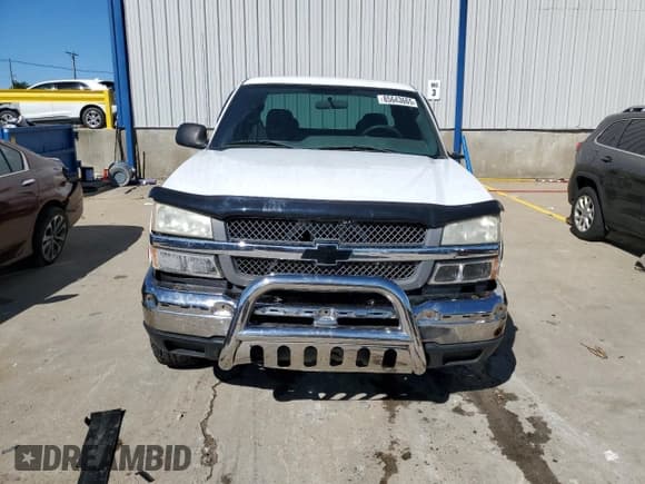 ✅ 2004 Chevrolet Silverado 2500HD LS • VIN: 1GCHK29U74E112639 • Lot: 85643665. Wystawiony na Copart z przebiegiem 261 870 mil. Bezpłatny archiwum sprzedaży aukcyjnych z USA i szczegółowy raport historii pojazdu na DreamBid. Zdjęcie 5.