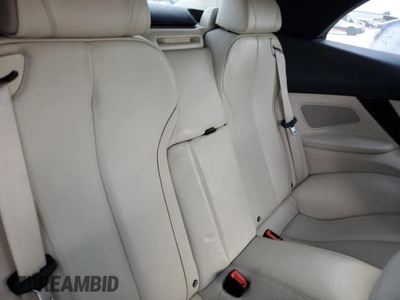 ✅ 2013 BMW 6 Series 650i • VIN: WBAYP9C55DDW21420 • Lot: 73141424. Wystawiony na Copart z przebiegiem 33 338 mil. Bezpłatny archiwum sprzedaży aukcyjnych z USA i szczegółowy raport historii pojazdu na DreamBid. Zdjęcie 10.