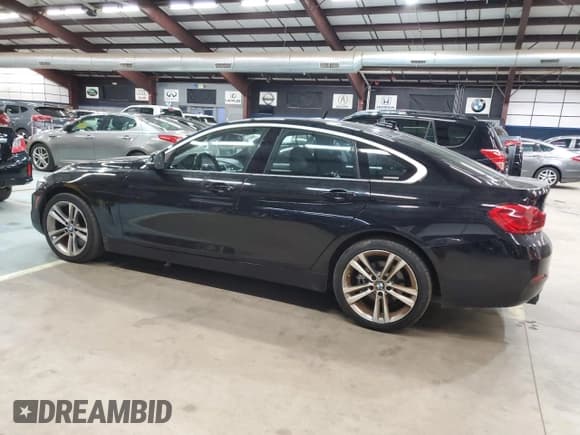 ✅ 2019 BMW 4 Series 430i xDrive • VIN: WBA4J3C51KBL10993 • Lot: 92289125. Listed on Copart with 132,159 mi. Free auction sales archive from the USA and detailed vehicle history report at DreamBid. Image 2.