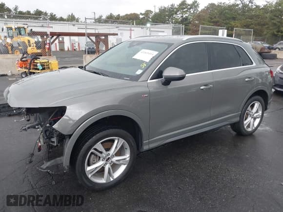 ✅ 2020 Audi Q3 S line Premium Plus • VIN: WA1EECF31L1114611 • Лот: 43365414. Опубликован ранее на IAAI с пробегом 63 615 миль. Бесплатный доступ к архиву аукционных продаж из США и подробный отчёт об истории автомобиля на DreamBid. Изображение 2.