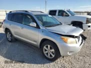 ✅ 2006 Toyota RAV4 Limited • VIN: JTMBK31V365008992 • Лот: 91276525. Опубликован ранее на Copart с пробегом 124 586 миль. Бесплатный доступ к архиву аукционных продаж из США и подробный отчёт об истории автомобиля на DreamBid. Изображение 4.