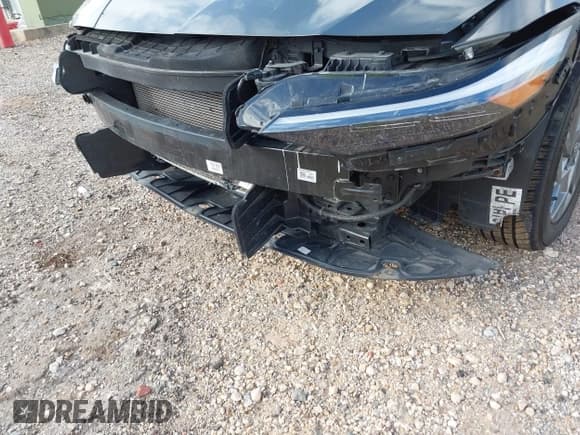 ✅ 2024 Hyundai Elantra SEL • VIN: KMHLM4DG6RU809438 • Lot: 43631581. Listed on IAAI with 36,547 mi. Free auction sales archive from the USA and detailed vehicle history report at DreamBid. Image 17.