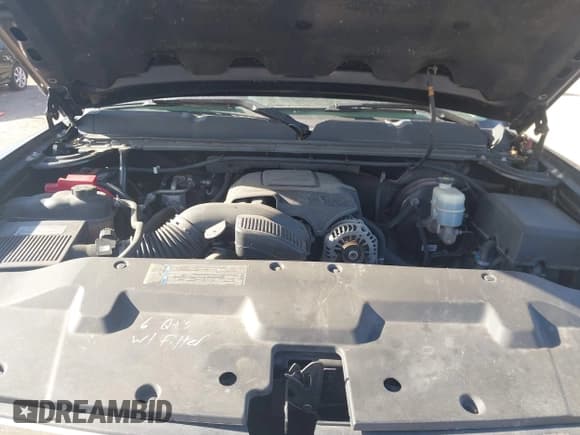 ✅ 2010 Chevrolet Silverado 1500 LT • VIN: 1GCSKSE38AZ199605 • Lot: 43666709. Listed on IAAI with 239,267 mi. Free auction sales archive from the USA and detailed vehicle history report at DreamBid. Image 10.