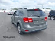 ✅ 2019 Dodge Journey SE • VIN: 3C4PDCBB2KT701518 • Lot: 43555749. Wystawiony na IAAI z przebiegiem 83 486 mil. Bezpłatny archiwum sprzedaży aukcyjnych z USA i szczegółowy raport historii pojazdu na DreamBid. Zdjęcie 3.