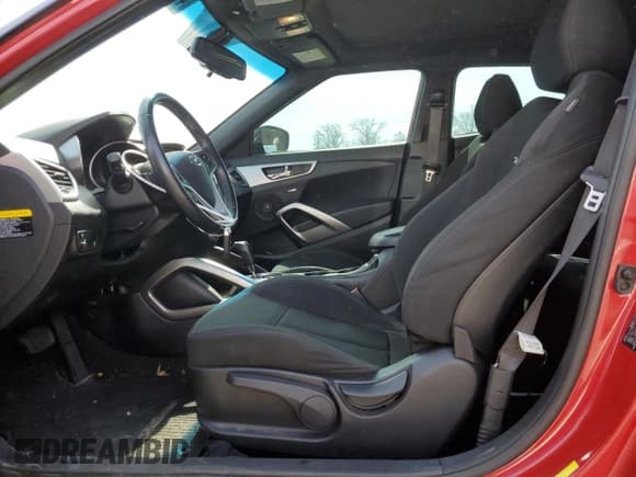 ✅ 2017 Hyundai Veloster • VIN: KMHTC6ADXHU321214 • Lot: 47024634. Wystawiony na Copart z przebiegiem 69 339 mil. Bezpłatny archiwum sprzedaży aukcyjnych z USA i szczegółowy raport historii pojazdu na DreamBid. Zdjęcie 7.