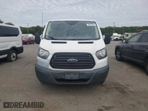 ✅ 2018 Ford Transit XL • VIN: 1FMZK1YM4JKA22910 • Lot: 80673935. Wystawiony na Copart z przebiegiem 52 816 mil. Bezpłatny archiwum sprzedaży aukcyjnych z USA i szczegółowy raport historii pojazdu na DreamBid. Zdjęcie 5.