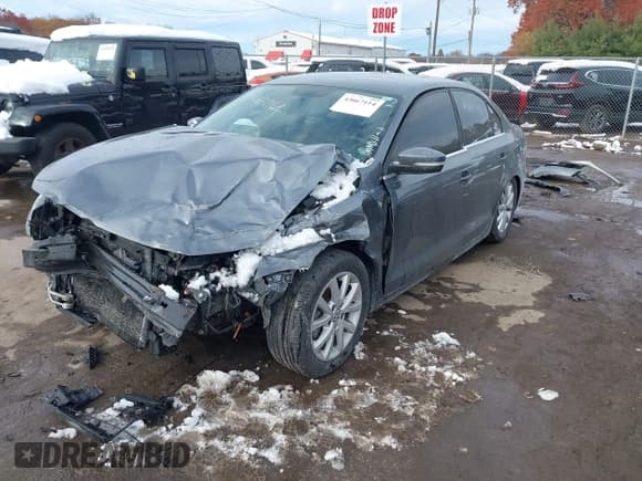 ✅ 2013 Volkswagen Jetta SE • VIN: 3VWDP7AJXDM356243 • Lot: 43667114. Listed on IAAI with 132,461 mi. Free auction sales archive from the USA and detailed vehicle history report at DreamBid. Image 18.