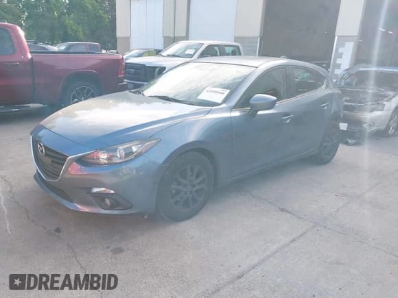 ✅ 2015 Mazda 3 i Grand Touring • VIN: JM1BM1M78F1221164 • Лот: 42490560. Опубликован ранее на IAAI с пробегом 53 872 миль. Бесплатный доступ к архиву аукционных продаж из США и подробный отчёт об истории автомобиля на DreamBid. Изображение 2.