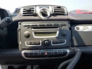 ✅ 2012 Smart fortwo Pure • VIN: WMEEJ3BA4CK526023 • Lot: 66778685. Wystawiony na Copart z przebiegiem 42 671 mil. Bezpłatny archiwum sprzedaży aukcyjnych z USA i szczegółowy raport historii pojazdu na DreamBid. Zdjęcie 10.