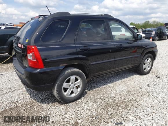 ✅ 2009 Kia Sportage EX • VIN: KNDJF723797626989 • Lot: 55327225. Wystawiony na Copart z przebiegiem 113 828 mil. Bezpłatny archiwum sprzedaży aukcyjnych z USA i szczegółowy raport historii pojazdu na DreamBid. Zdjęcie 3.