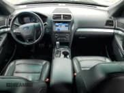 ✅ 2017 Ford Explorer XLT • VIN: 1FM5K8DH0HGA53553 • Lot: 54596485. Wystawiony na Copart z przebiegiem 110 866 mil. Bezpłatny archiwum sprzedaży aukcyjnych z USA i szczegółowy raport historii pojazdu na DreamBid. Zdjęcie 8.