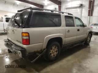 2003 Chevrolet Suburban Z71 z VIN 3GNFK16Z93G197080, wystawiony jako Copart lot #79689684 z przebiegiem 254 809 mil mil oraz Szkoda całkowita • Salvage title. Historia ofert i sprzedaży dostępna na DreamBid. Obrazek 3.