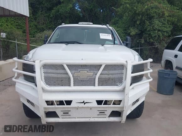 ✅ 2011 Chevrolet Silverado 2500HD LT • VIN: 1GC1KXCG1BF166141 • Лот: 42595450. Опубликован ранее на IAAI с пробегом 298 369 миль. Бесплатный доступ к архиву аукционных продаж из США и подробный отчёт об истории автомобиля на DreamBid. Изображение 13.