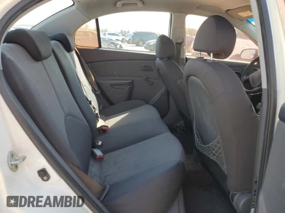 ✅ 2009 Kia Rio • VIN: KNADE223X96478438 • Lot: 50304375. Wystawiony na Copart z przebiegiem 206 394 mil. Bezpłatny archiwum sprzedaży aukcyjnych z USA i szczegółowy raport historii pojazdu na DreamBid. Zdjęcie 10.