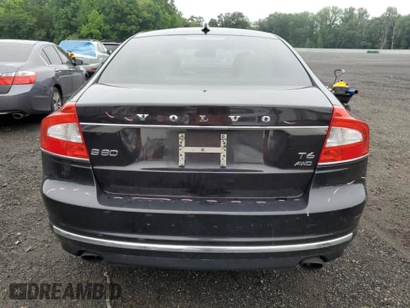✅ 2015 Volvo S80 • VIN: YV1902MB2F1182652 • Lot: 62606975. Listed on Copart with 119,911 mi. Free auction sales archive from the USA and detailed vehicle history report at DreamBid. Image 6.