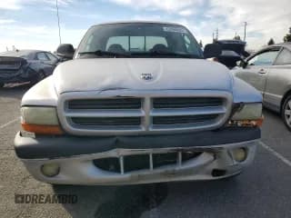 ✅ 2002 Dodge Dakota Sport • VIN: 1B7HL38N72S525267 • Lot: 43266835. Wystawiony na Copart z przebiegiem 249 502 mil. Bezpłatny archiwum sprzedaży aukcyjnych z USA i szczegółowy raport historii pojazdu na DreamBid. Zdjęcie 5.