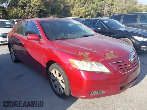 ✅ 2007 Toyota Camry LE • VIN: JTNBE46KX73002420 • Lot: 43701505. Wystawiony na IAAI z przebiegiem 191 799 mil. Bezpłatny archiwum sprzedaży aukcyjnych z USA i szczegółowy raport historii pojazdu na DreamBid. Zdjęcie 1.