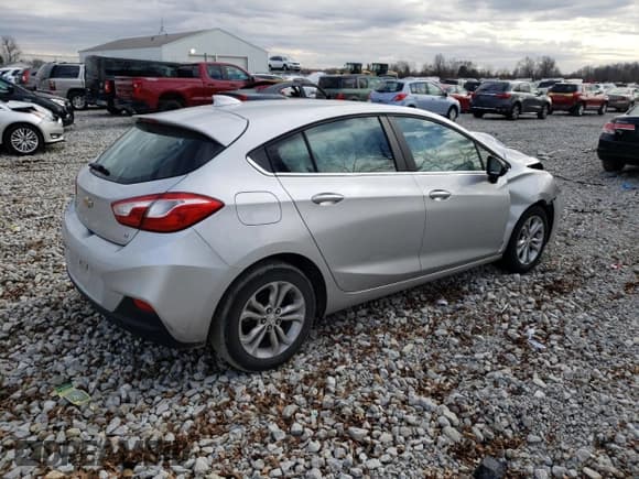 ✅ 2019 Chevrolet Cruze LT • VIN: 3G1BE6SM5KS528053 • Lot: 69807302. Listed on Copart with 66,646 mi. Free auction sales archive from the USA and detailed vehicle history report at DreamBid. Image 3.