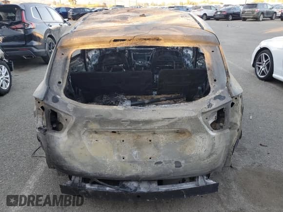 ✅ 2018 Chevrolet Bolt EV LT • VIN: 1G1FW6S03J4119074 • Lot: 80943294. Wystawiony na Copart z przebiegiem Nie podano. Bezpłatny archiwum sprzedaży aukcyjnych z USA i szczegółowy raport historii pojazdu na DreamBid. Zdjęcie 6.