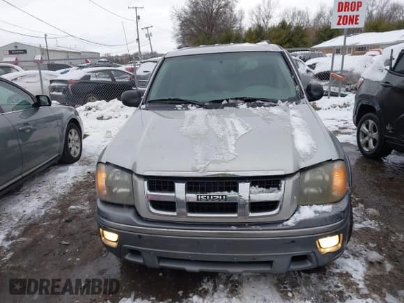 ✅ 2008 Isuzu Ascender S • VIN: 4NUDS13S182700824 • Lot: 41347430. Listed on IAAI with Not provided. Free auction sales archive from the USA and detailed vehicle history report at DreamBid. Image 12.