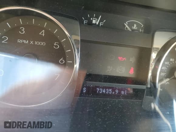 ✅ 2007 Lincoln MKZ • VIN: 3LNHM26T57R653448 • Lot: 83765395. Wystawiony na Copart z przebiegiem 73 435 mil. Bezpłatny archiwum sprzedaży aukcyjnych z USA i szczegółowy raport historii pojazdu na DreamBid. Zdjęcie 9.