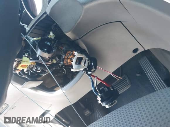 2013 Hyundai Sonata GLS с VIN 5NPEB4AC6DH792325, выставлен на аукционе IAAI как лот 43172035 с пробегом 165 490 миль миль и . История ставок и продаж доступна на DreamBid. Изображение 6.