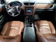 ✅ 2016 Chevrolet Traverse LTZ • VIN: 1GNKVJKD8GJ142463 • Lot: 69590905. Wystawiony na Copart z przebiegiem 127 007 mil. Bezpłatny archiwum sprzedaży aukcyjnych z USA i szczegółowy raport historii pojazdu na DreamBid. Zdjęcie 8.