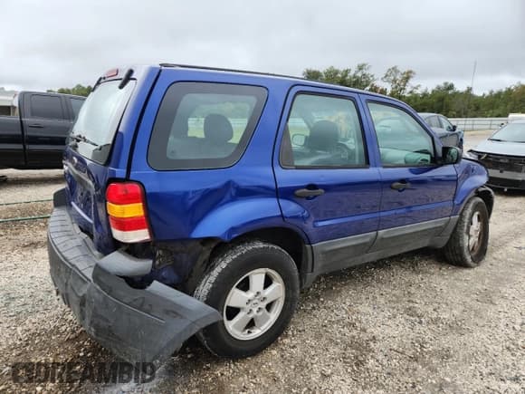 ✅ 2005 Ford Escape XLS Value • VIN: 1FMYU92Z95KD50225 • Lot: 82687495. Listed on Copart with 224,565 mi. Free auction sales archive from the USA and detailed vehicle history report at DreamBid. Image 3.