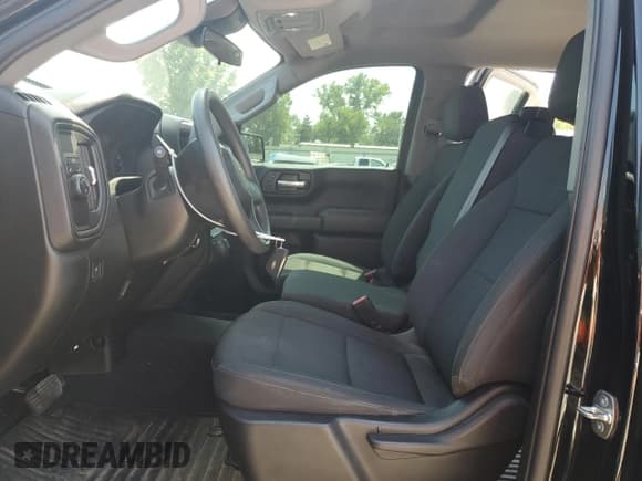 ✅ 2022 Chevrolet Silverado 1500 Work Truck • VIN: 1GCPAAEK8NZ579821 • Lot: 69029444. Wystawiony na Copart z przebiegiem 39 535 mil. Bezpłatny archiwum sprzedaży aukcyjnych z USA i szczegółowy raport historii pojazdu na DreamBid. Zdjęcie 7.