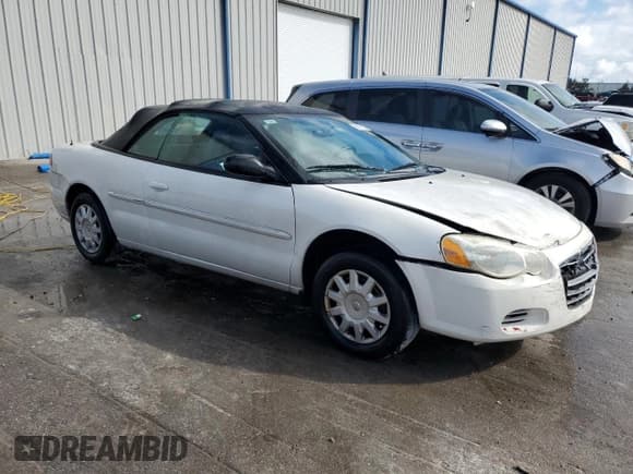 ✅ 2005 Chrysler Sebring • VIN: 1C3EL45X55N613577 • Lot: 85813124. Listed on Copart with 118,941 mi. Free auction sales archive from the USA and detailed vehicle history report at DreamBid. Image 4.