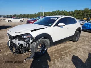 ✅ 2022 Mazda CX-30 S • VIN: 3MVDMBAL5NM425355 • Lot: 89858425. Wystawiony na Copart z przebiegiem 24 576 mil. Bezpłatny archiwum sprzedaży aukcyjnych z USA i szczegółowy raport historii pojazdu na DreamBid. Zdjęcie 1.