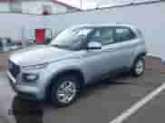 2021 Hyundai Venue SE z VIN KMHRB8A3XMU100531, wystawiony jako IAAI lot #41777510 z przebiegiem 34 557 mil mil oraz . Historia ofert i sprzedaży dostępna na DreamBid. Obrazek 19.