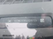 ✅ 2018 Chevrolet Express Cargo • VIN: 1GCWGAFP0J1250723 • Lot: 42471313. Listed on IAAI with 129,896 mi. Free auction sales archive from the USA and detailed vehicle history report at DreamBid. Image 9.