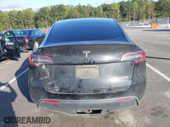 ✅ 2022 Tesla Model Y Performance • VIN: 7SAYGDEF6NF390827 • Lot: 43454751. Wystawiony na IAAI z przebiegiem Nie podano. Bezpłatny archiwum sprzedaży aukcyjnych z USA i szczegółowy raport historii pojazdu na DreamBid. Zdjęcie 15.