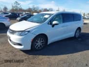 ✅ 2017 Chrysler Pacifica LX • VIN: 2C4RC1CG8HR521157 • Lot: 43709557. Wystawiony na IAAI z przebiegiem 104 885 mil. Bezpłatny archiwum sprzedaży aukcyjnych z USA i szczegółowy raport historii pojazdu na DreamBid. Zdjęcie 2.