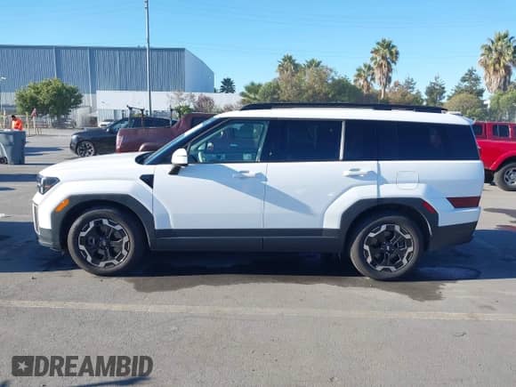 2024 Hyundai Santa Fe SEL z VIN 5NMP2DGL0RH029950, wystawiony jako IAAI lot #43543111 z przebiegiem 33 511 mil mil oraz . Historia ofert i sprzedaży dostępna na DreamBid. Obrazek 14.