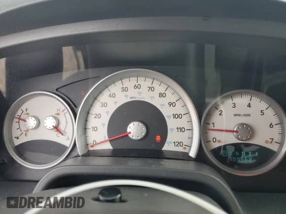 2006 Dodge Dakota SLT z VIN 1D7HE48NX6S539725, wystawiony jako Copart lot #72947004 z przebiegiem 199 562 mil mil oraz Szkoda całkowita • Salvage title. Historia ofert i sprzedaży dostępna na DreamBid. Obrazek 9.