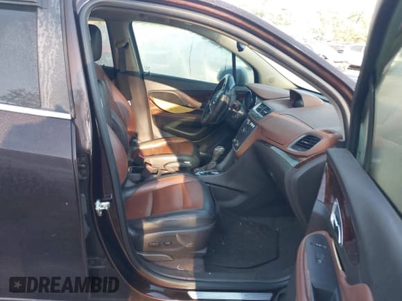 ✅ 2014 Buick Encore Leather • VIN: KL4CJCSB7EB516131 • Lot: 43381699. Wystawiony na IAAI z przebiegiem Nie podano. Bezpłatny archiwum sprzedaży aukcyjnych z USA i szczegółowy raport historii pojazdu na DreamBid. Zdjęcie 5.