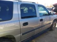 ✅ 2004 Chevrolet Suburban LT • VIN: 3GNEC16T14G306203 • Лот: 43452798. Опубликован ранее на IAAI с пробегом 146 872 миль. Бесплатный доступ к архиву аукционных продаж из США и подробный отчёт об истории автомобиля на DreamBid. Изображение 14.