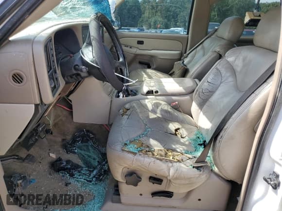 ✅ 2002 GMC Yukon SLT • VIN: 1GKEK13Z02R317103 • Лот: 84740675. Опубликован ранее на Copart с пробегом 251 372 миль. Бесплатный доступ к архиву аукционных продаж из США и подробный отчёт об истории автомобиля на DreamBid. Изображение 7.