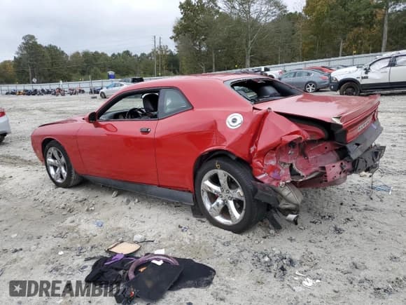 ✅ 2012 Dodge Challenger SXT Plus • VIN: 2C3CDYAG8CH131127 • Lot: 79948814. Wystawiony na Copart z przebiegiem 151 702 mil. Bezpłatny archiwum sprzedaży aukcyjnych z USA i szczegółowy raport historii pojazdu na DreamBid. Zdjęcie 2.