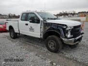 ✅ 2017 Ford F-250 XL • VIN: 1FT7X2B60HEC75356 • Lot: 92171205. Listed on Copart with 93,001 mi. Free auction sales archive from the USA and detailed vehicle history report at DreamBid. Image 4.