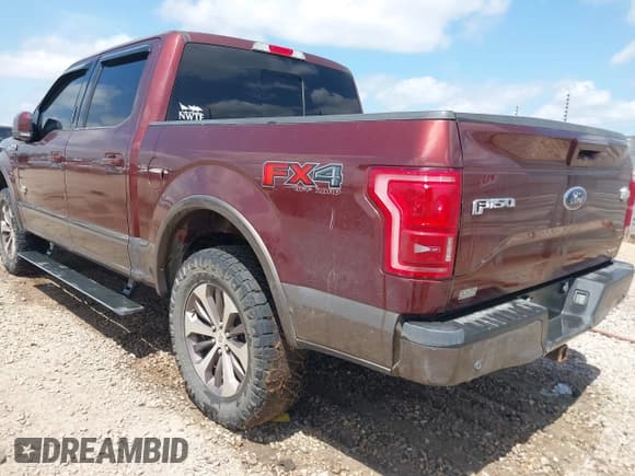 ✅ 2015 Ford F-150 XLT • VIN: 1FTEW1EF5FFC11272 • Lot: 42299443. Wystawiony na IAAI z przebiegiem Nie podano. Bezpłatny archiwum sprzedaży aukcyjnych z USA i szczegółowy raport historii pojazdu na DreamBid. Zdjęcie 3.