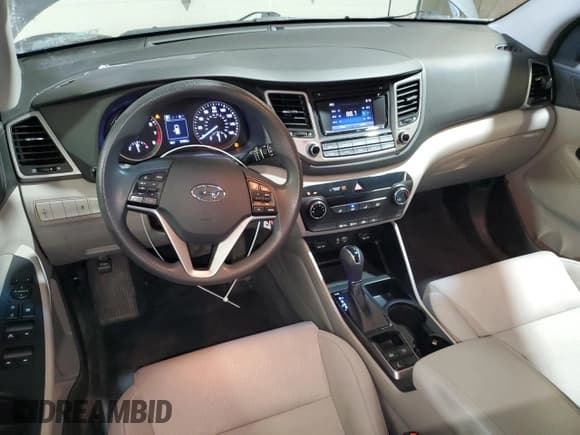 ✅ 2017 Hyundai Tucson SE • VIN: KM8J3CA44HU437627 • Лот: 89807655. Опубликован ранее на Copart с пробегом 97 699 миль. Бесплатный доступ к архиву аукционных продаж из США и подробный отчёт об истории автомобиля на DreamBid. Изображение 8.