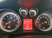 ✅ 2016 Buick Cascada Premium • VIN: W04WT3N57GG139612 • Lot: 90324125. Wystawiony na Copart z przebiegiem 108 986 mil. Bezpłatny archiwum sprzedaży aukcyjnych z USA i szczegółowy raport historii pojazdu na DreamBid. Zdjęcie 9.